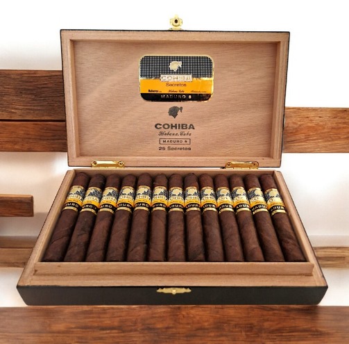 高希霸奥秘雪茄（Cohiba Secretos）